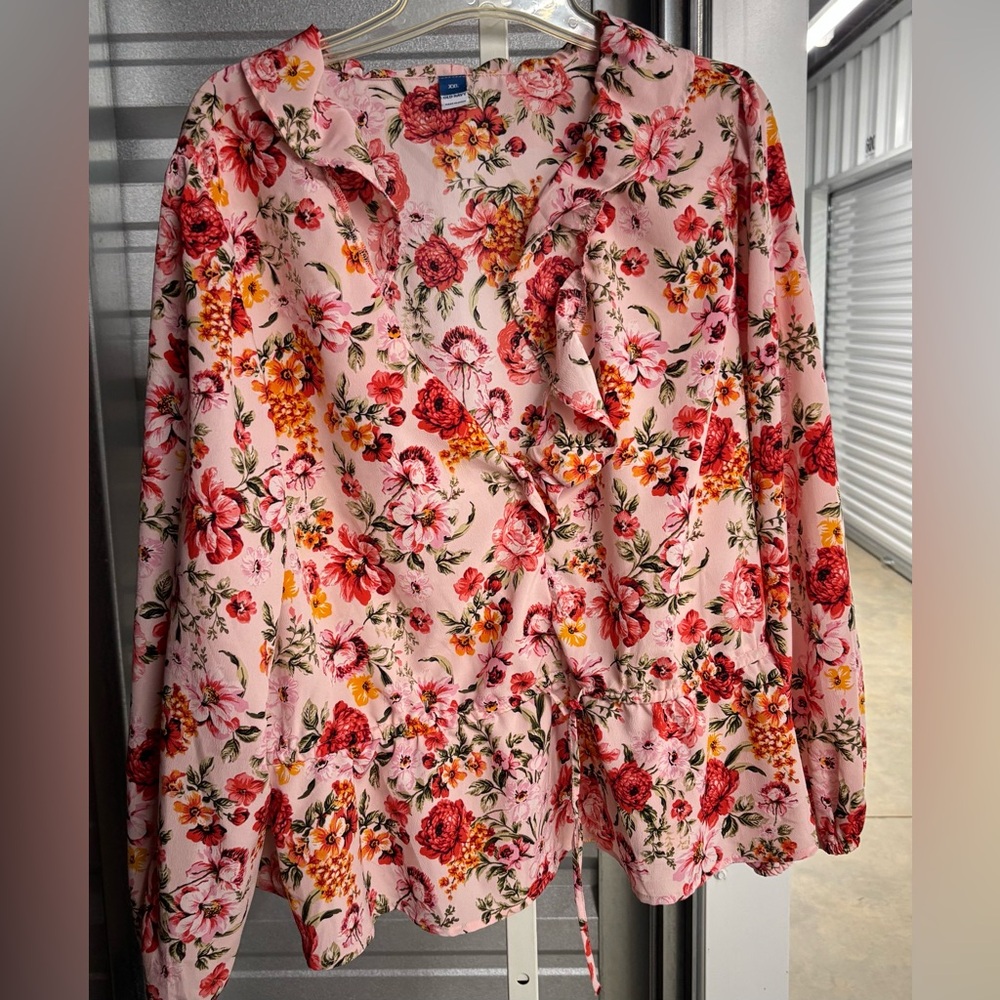 Old Navy blouse